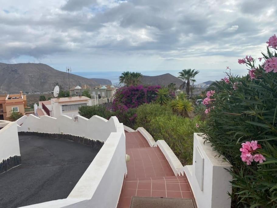 Bonitos Atardeceres Sobre Los Cristianos Chayofa Luaran gambar